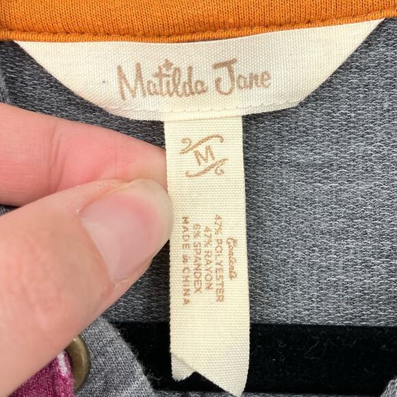 Matilda Jane Gray Wine Red Floral Carpool Lane Lightweight Short Sleeve Hoodie - Picture 2 of 8